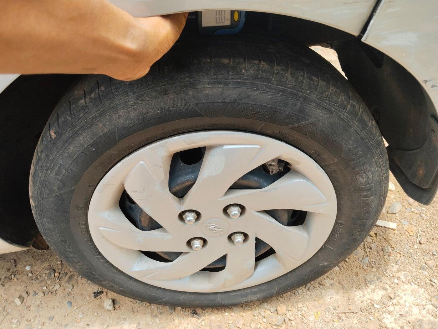 2019 Hyundai NEW SANTRO SPORTZ AMT, Petrol, Automatic, 64,376 km, tyre