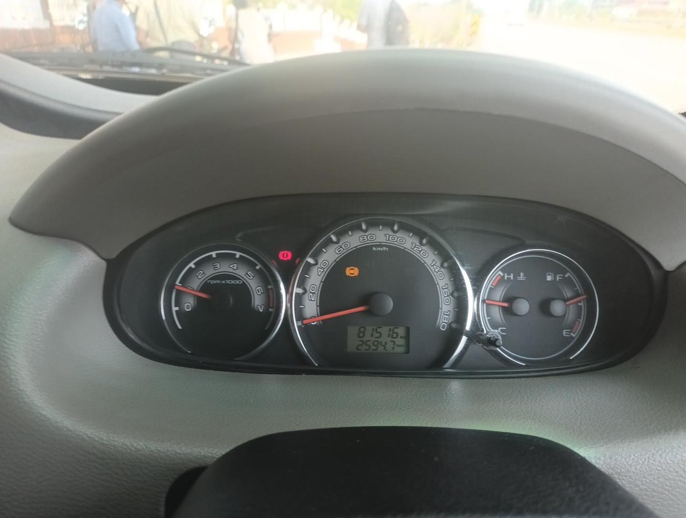 2017 Mahindra NUVOSPORT N8, Diesel, Manual, 81,516 km, interior