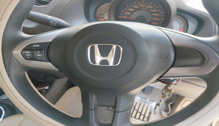 2013 Honda Amaze 1.5L I-DTEC S, Diesel, Manual, 33,366 km, interior