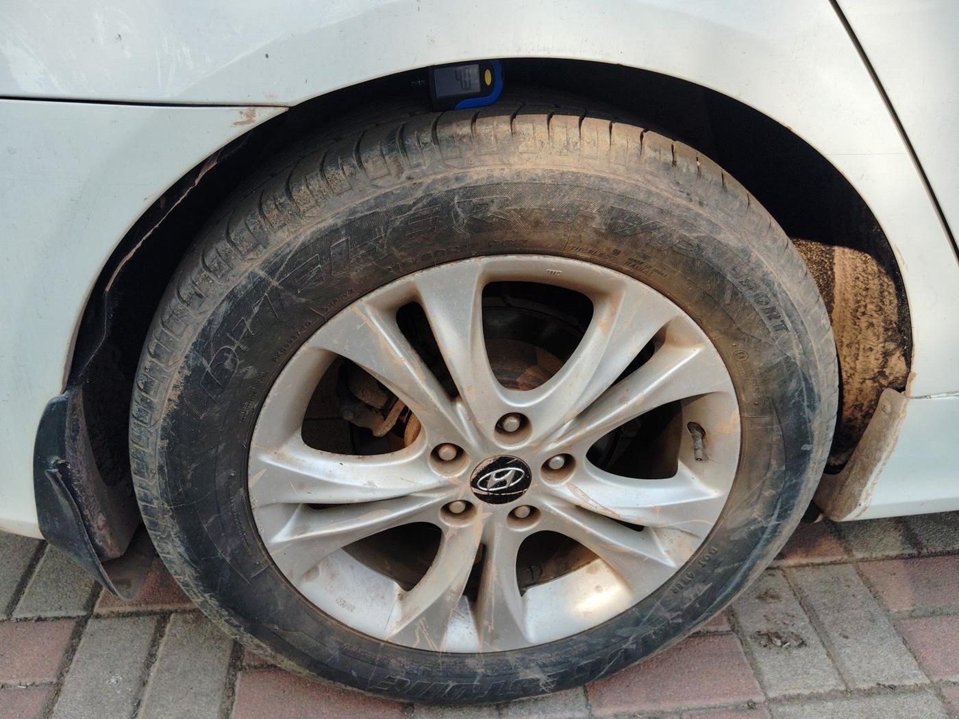 2012 Hyundai Sonata 2.4 GDI AT, Petrol, Automatic, 88,288 km, tyre