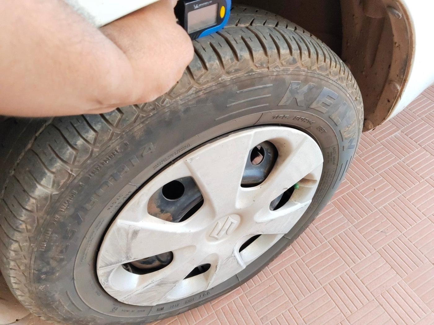 2011 Maruti Ritz VDI, Diesel, Manual, 1,87,529 km, tyre