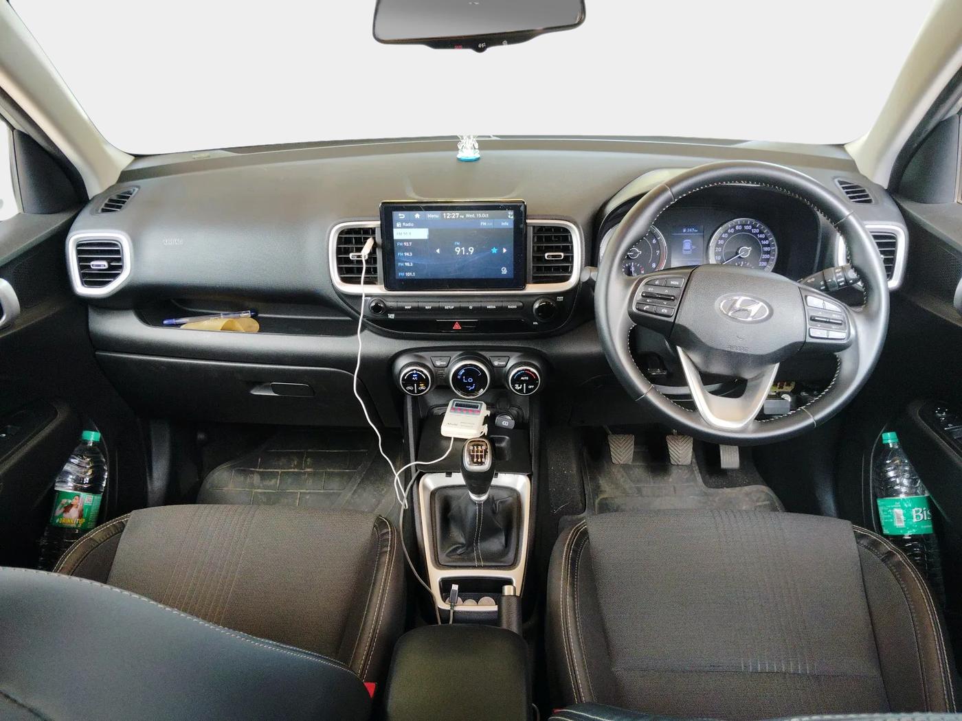 2020 Hyundai VENUE SX 1.0 (O) TURBO, Petrol, Manual, 50,747 km, interior