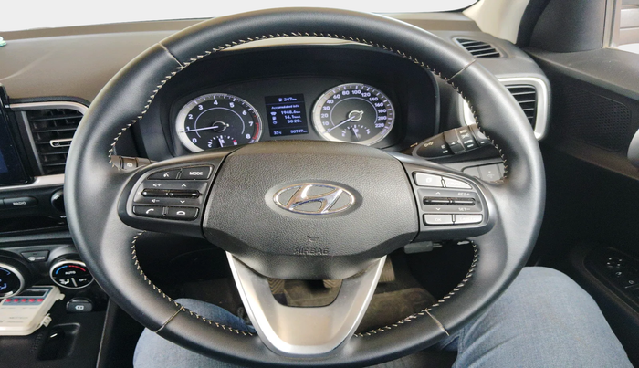 2020 Hyundai VENUE SX 1.0 (O) TURBO, Petrol, Manual, 50,747 km, interior