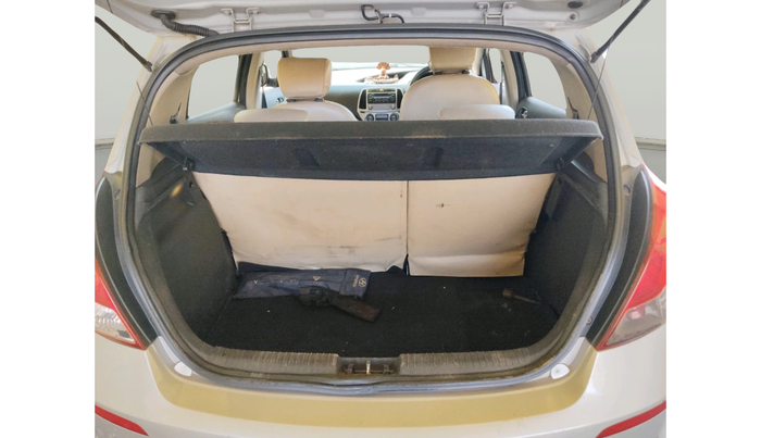 2013 Hyundai i20 ASTA 1.2, Petrol, Manual, 1,06,370 km, exterior