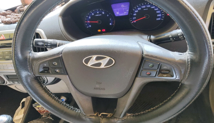 2013 Hyundai i20 ASTA 1.2, Petrol, Manual, 1,06,370 km, interior