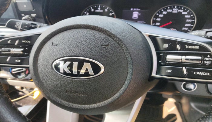 2020 KIA SELTOS HTK PLUS 1.5, Petrol, Manual, 65,727 km, interior