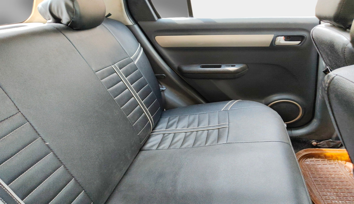2011 Maruti Swift VDI, Diesel, Manual, 1,13,454 km, interior