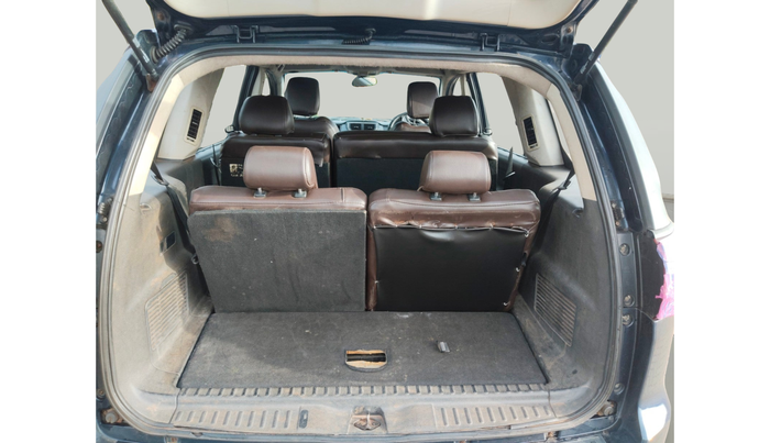 2019 Tata Hexa XM 4X2 7 STR, Diesel, Manual, 1,30,118 km, exterior