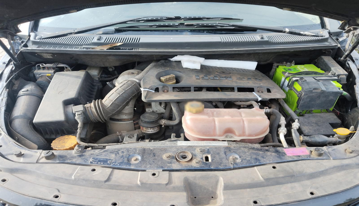 2019 Tata Hexa XM 4X2 7 STR, Diesel, Manual, 1,30,118 km, exterior