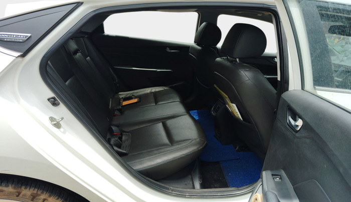 2018 Hyundai Verna SX (O) ANNIVERSARY EDITION 1.6 VTVT, Petrol, Manual, 40,798 km, interior