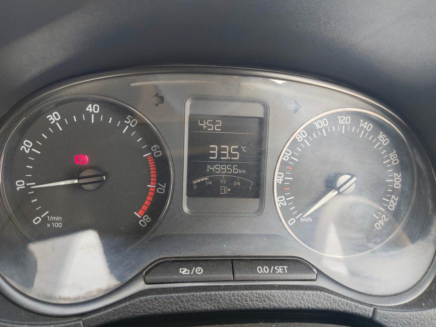 2017 Skoda Rapid 1.6 MPI ACTIVE, Petrol, Manual, 1,49,956 km, interior
