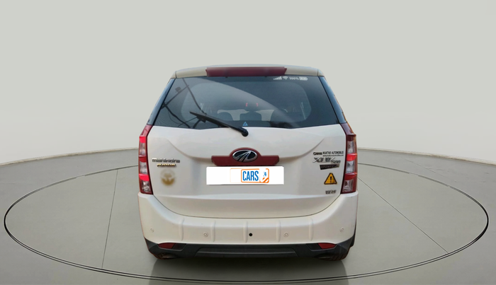 2014 Mahindra XUV500 W8, Diesel, Manual, 99,250 km, exterior