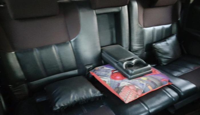 2014 Mahindra XUV500 W8, Diesel, Manual, 99,250 km, interior