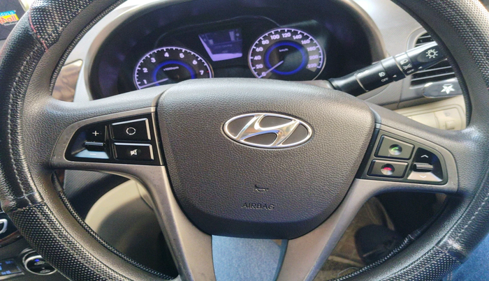 2015 Hyundai Verna FLUIDIC 4S 1.6 VTVT S(O), Petrol, Manual, 72,574 km, interior