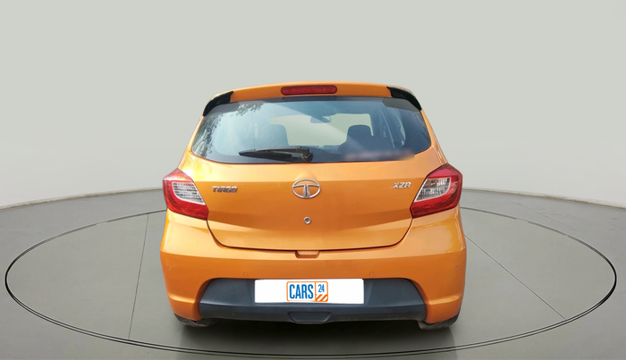 2017 Tata Tiago XZA PETROL, Petrol, Automatic, 66,546 km, exterior