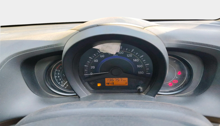 2015 Honda Amaze 1.2L I-VTEC S, Petrol, Manual, 1,36,757 km, interior