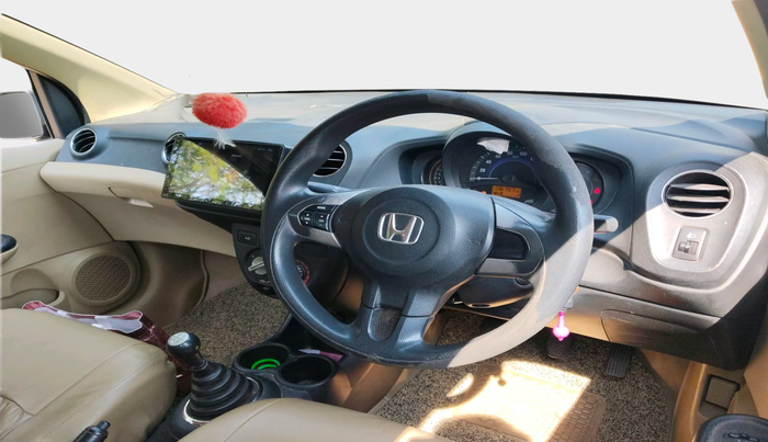 2015 Honda Amaze 1.2L I-VTEC S, Petrol, Manual, 1,36,757 km, interior