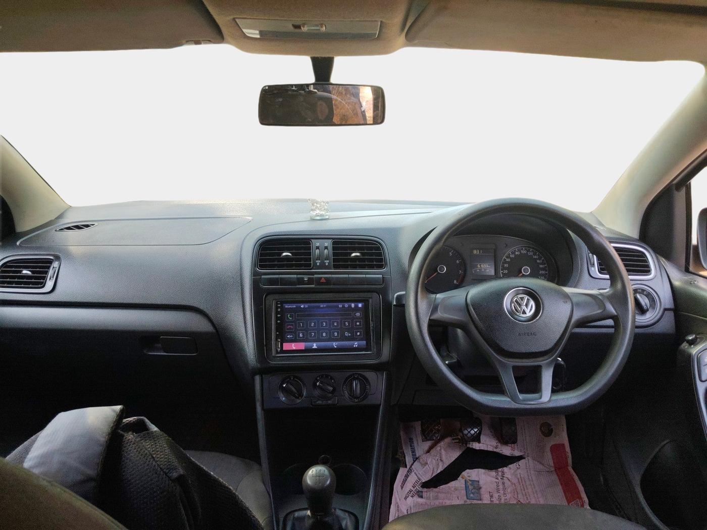2014 Volkswagen Polo COMFORTLINE 1.2L PETROL, Petrol, Manual, 61,695 km, interior