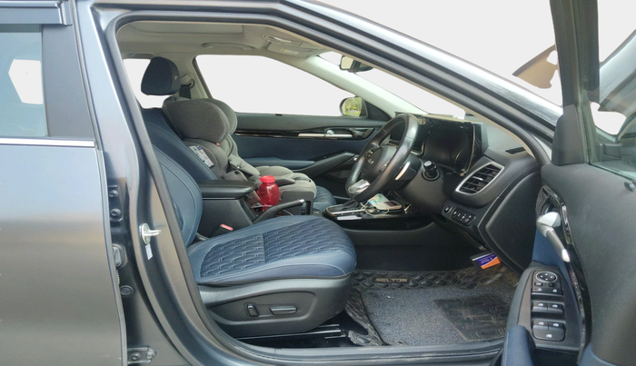 2022 KIA SELTOS X LINE 1.4 PETROL DCT, Petrol, Automatic, 31,792 km, interior