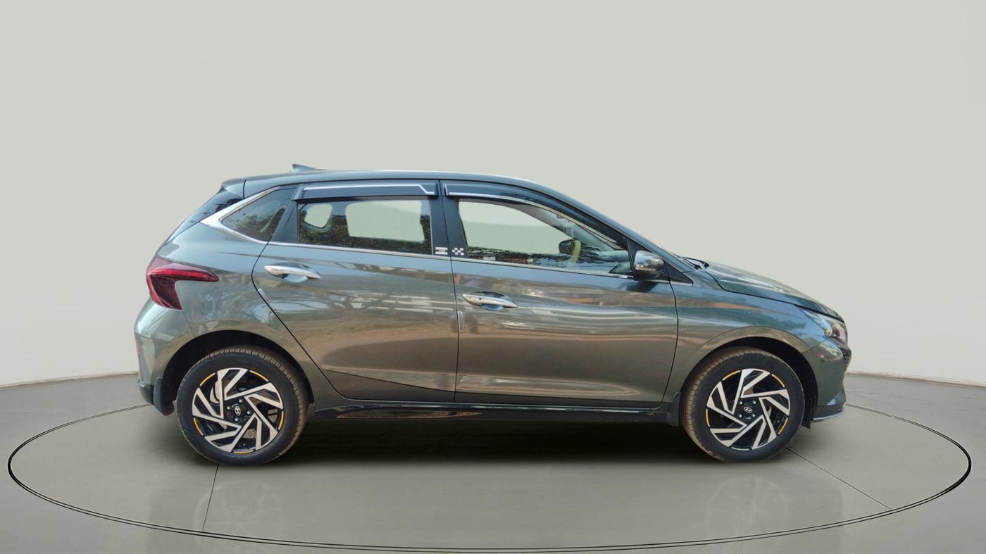 2024 Hyundai NEW I20 ASTA 1.2 MT, Petrol, Manual, 9,297 km, exterior