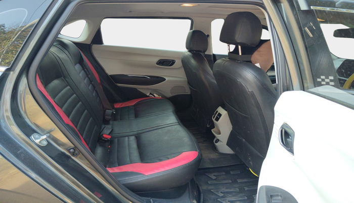 2024 Hyundai NEW I20 ASTA 1.2 MT, Petrol, Manual, 9,297 km, interior