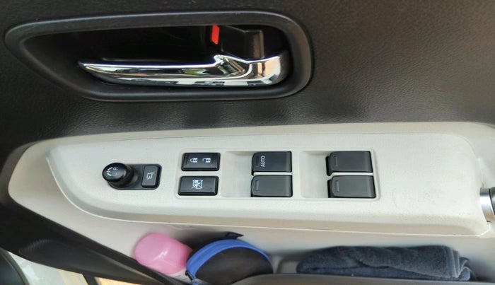 2022 Maruti IGNIS ZETA 1.2, Petrol, Manual, 57,461 km, interior