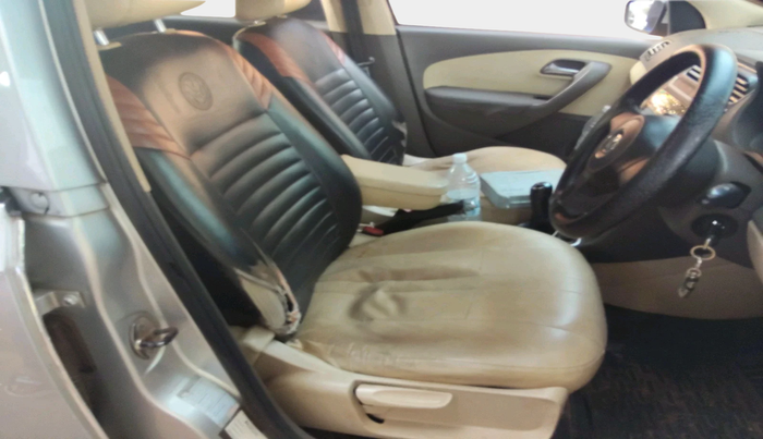 2011 Volkswagen Vento HIGHLINE DIESEL 1.6, Diesel, Manual, 1,68,297 km, interior