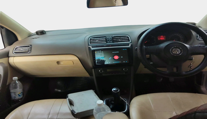 2011 Volkswagen Vento HIGHLINE DIESEL 1.6, Diesel, Manual, 1,68,297 km, interior