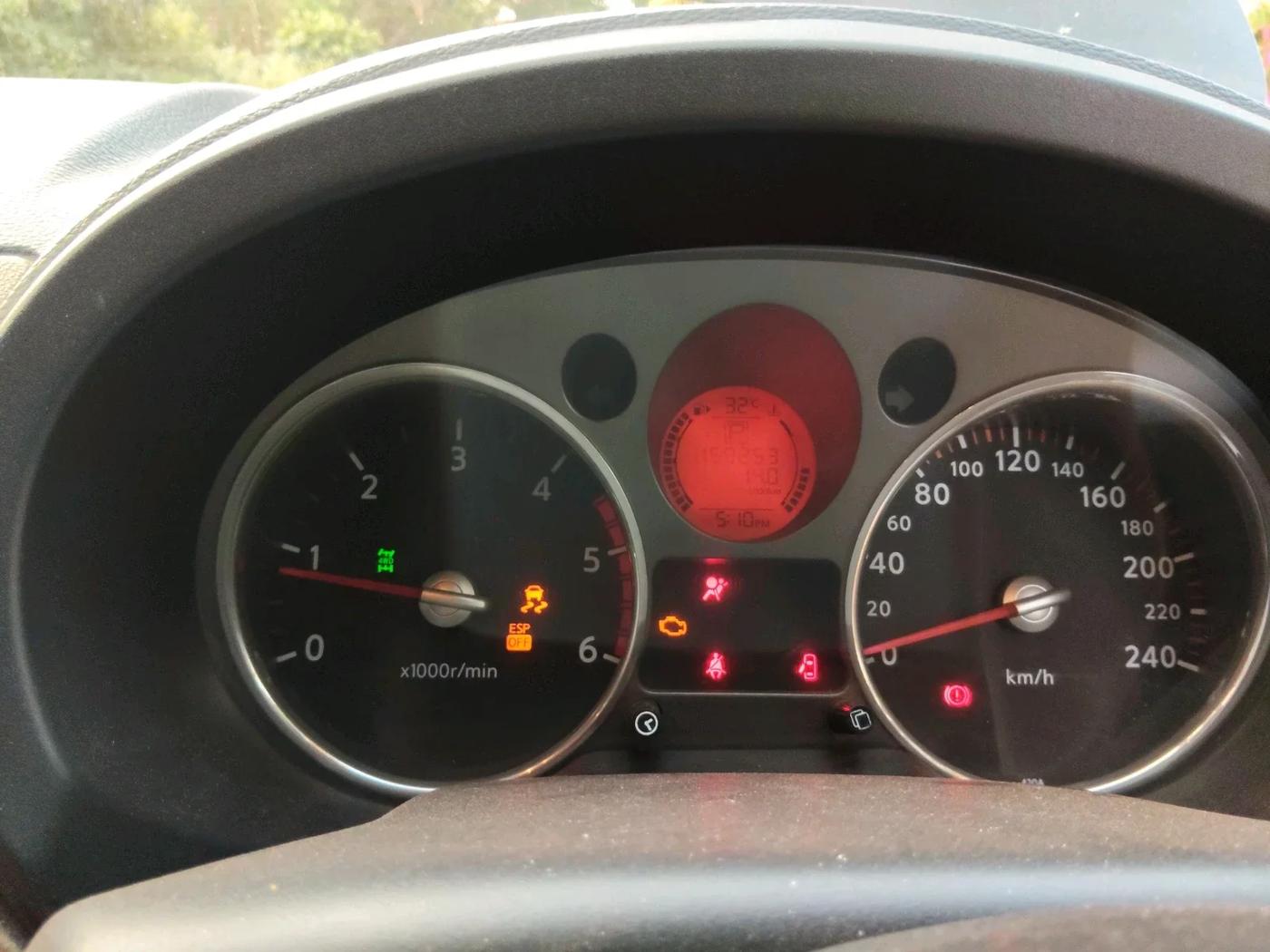2010 Nissan X Trail T31, Diesel, Automatic, 1,58,253 km, interior