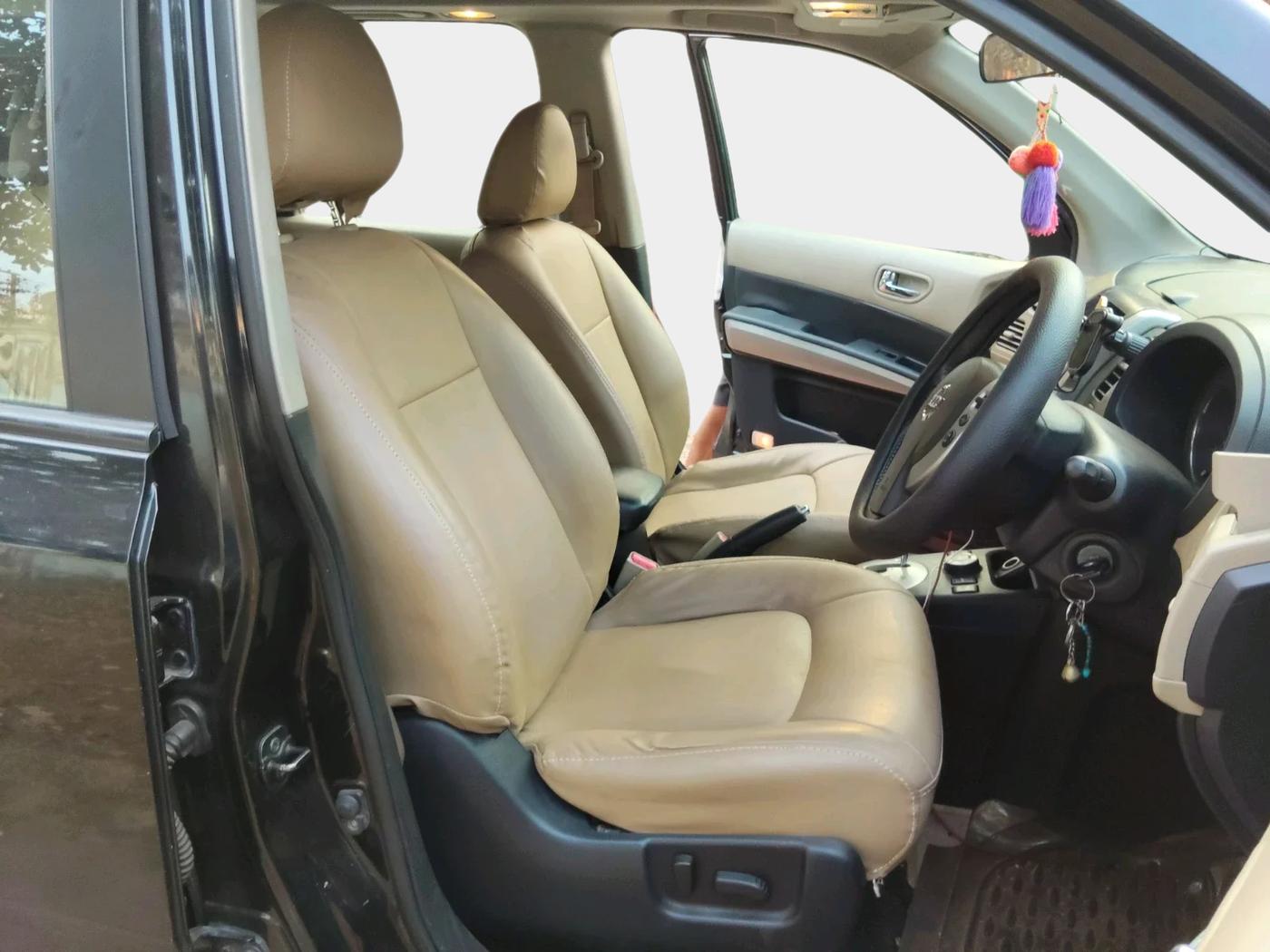 2010 Nissan X Trail T31, Diesel, Automatic, 1,58,253 km, interior