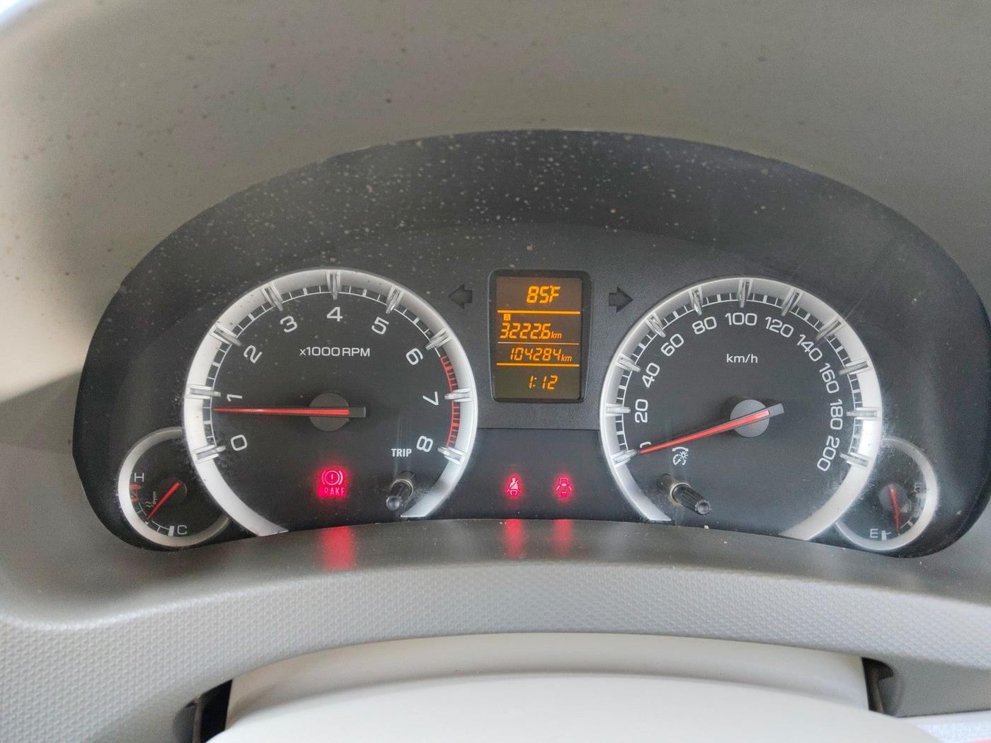 2013 Maruti Ertiga ZXI, Petrol, Manual, 1,04,284 km, interior