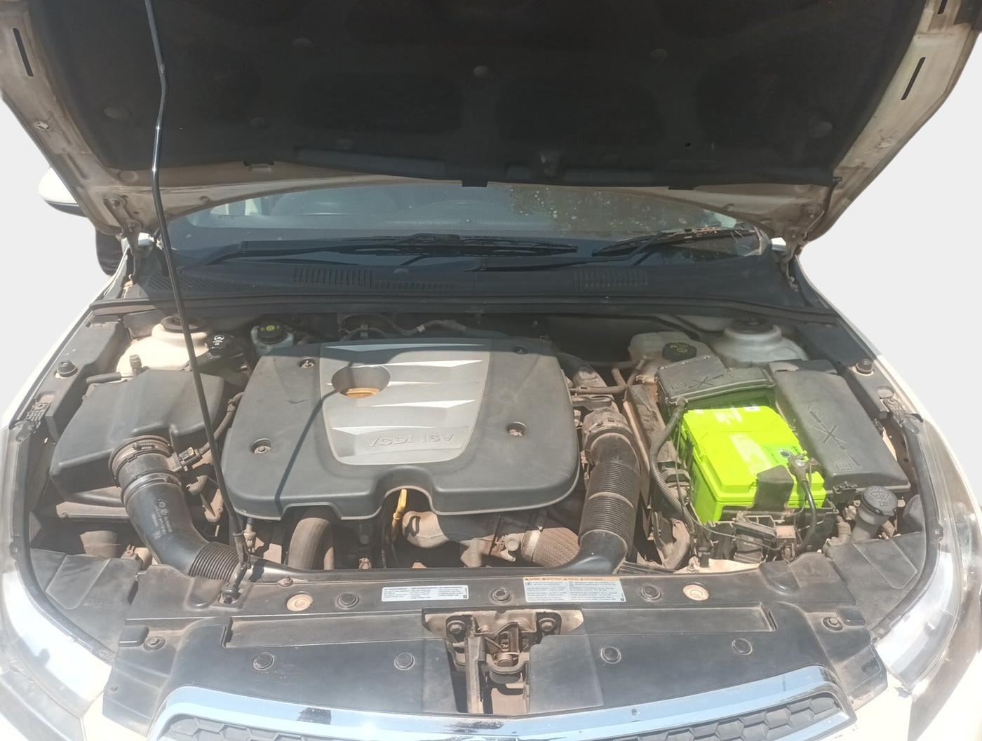 2012 Chevrolet Cruze LTZ, Diesel, Manual, 1,06,834 km, exterior