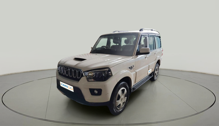 2017 Mahindra Scorpio S7, Diesel, Manual, 1,57,234 km, exterior