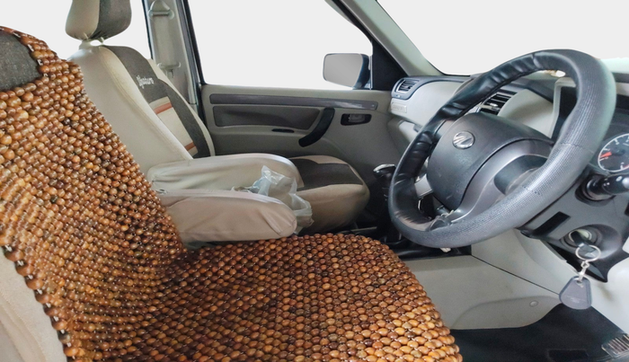 2017 Mahindra Scorpio S7, Diesel, Manual, 1,57,234 km, interior