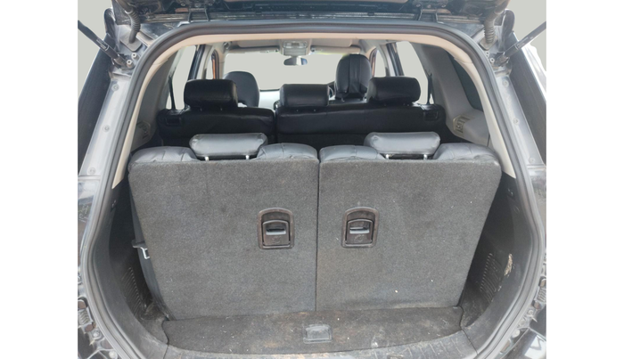 2020 Mahindra XUV500 W7, Diesel, Manual, 94,862 km, exterior