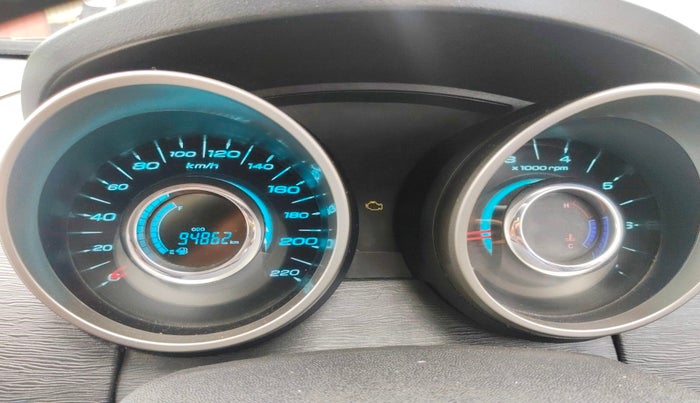 2020 Mahindra XUV500 W7, Diesel, Manual, 94,862 km, interior