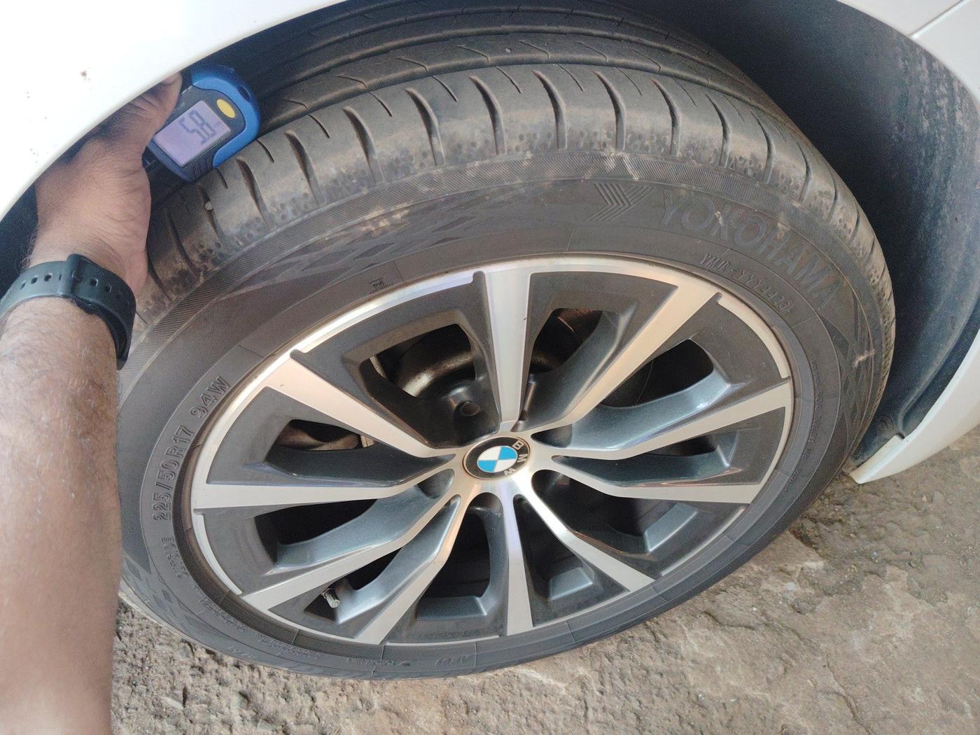 2021 BMW 3 SERIES GRAN LIMOUSINE 330Li LUXURY LINE, Petrol, Automatic, 26,179 km, tyre