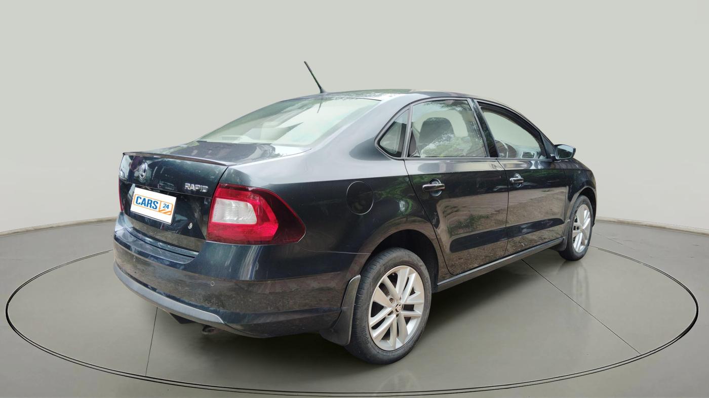 2018 Skoda Rapid STYLE 1.6 MPI, Petrol, Manual, 1,21,740 km, exterior