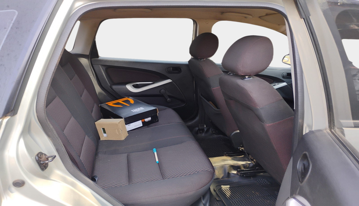 2010 Ford Figo ZXI 1.2 PETROL, Petrol, Manual, 64,435 km, interior
