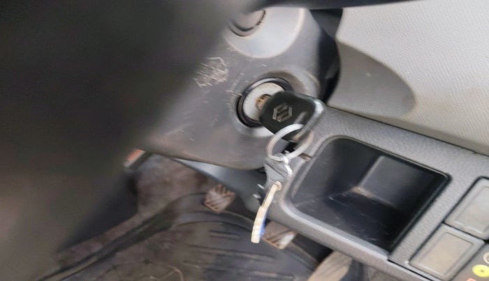 2011 Maruti Wagon R 1.0 LXI CNG, Petrol, Manual, 91,337 km, interior