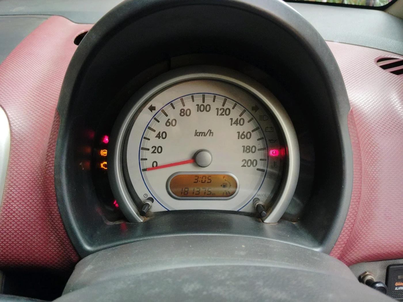 2013 Maruti Ritz ZXI, Petrol, Manual, 1,81,375 km, interior