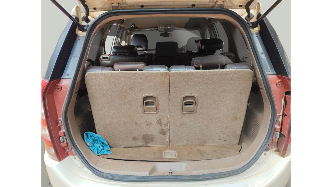 2012 Mahindra XUV500 W8, Diesel, Manual, 96,764 km, exterior