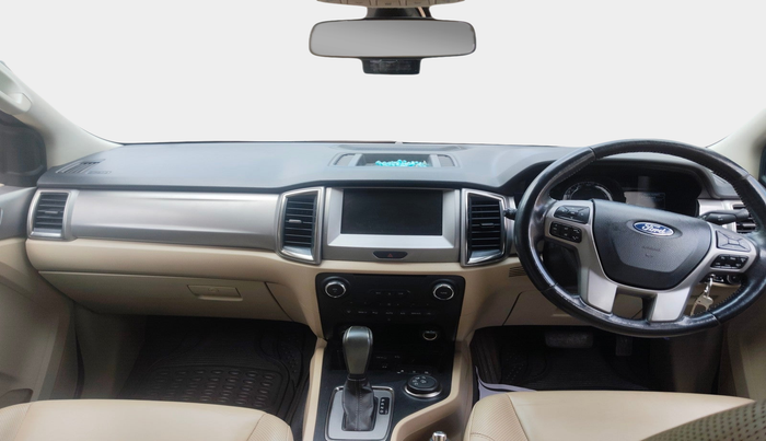 2016 Ford Endeavour TREND 3.2 4X4 AT, Diesel, Automatic, 1,13,309 km, interior