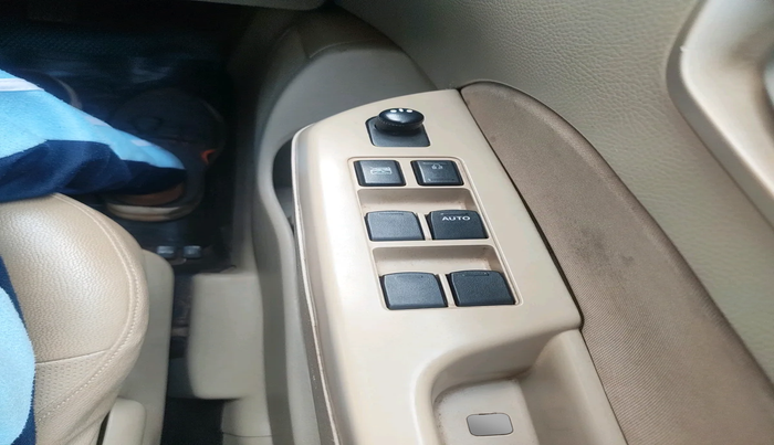 2014 Maruti Swift Dzire VXI, Petrol, Manual, 76,365 km, interior