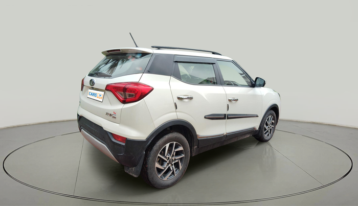 2022 Mahindra XUV300 W8 (O) 1.5 DIESEL, Diesel, Manual, 73,169 km, exterior