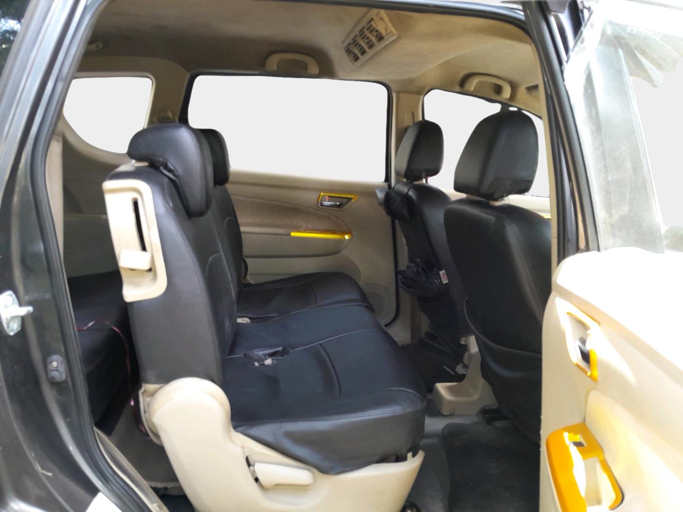 2014 Maruti Ertiga VDI, Diesel, Manual, 1,30,168 km, interior