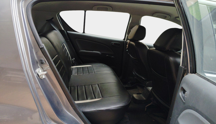 2011 Maruti Ritz LXI, Petrol, Manual, 68,097 km, interior