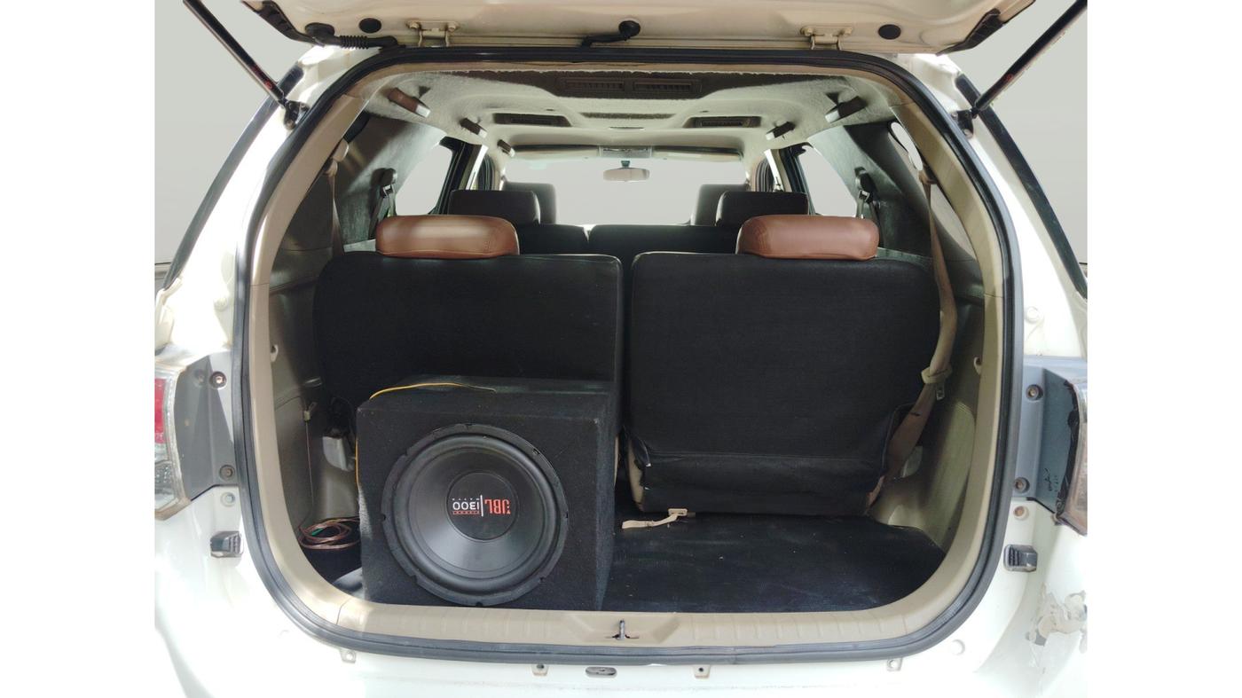 2013 Toyota Fortuner 3.0 4X2 AT, Diesel, Automatic, 2,18,031 km, exterior