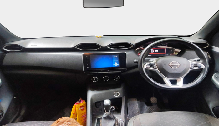 2022 Nissan MAGNITE XV TURBO CVT, Petrol, Automatic, 31,000 km, interior