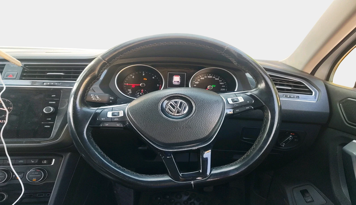 2018 Volkswagen TIGUAN HIGHLINE TDI AT, Diesel, Automatic, 67,563 km, interior